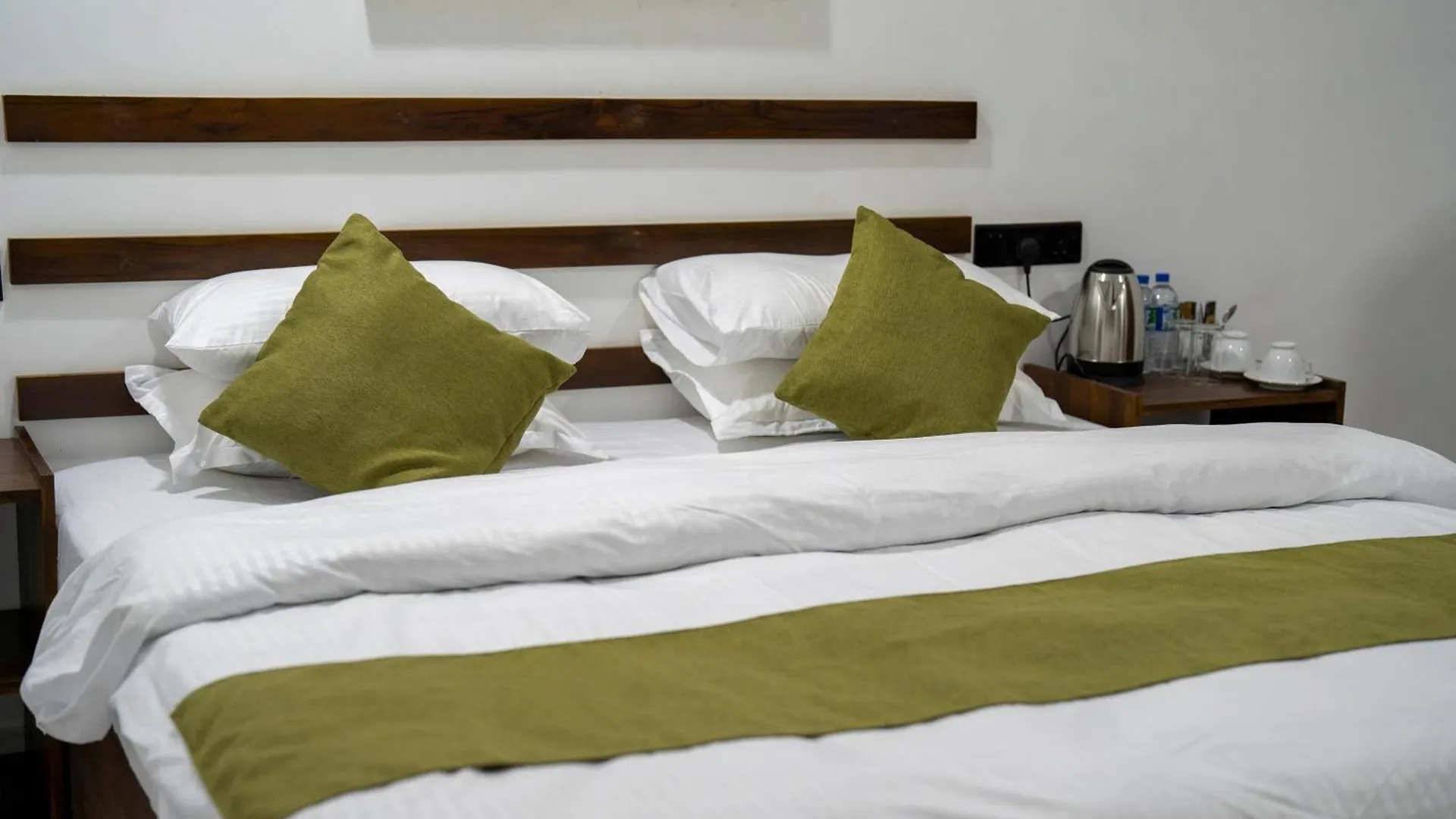 Heaven Habarana Hotel Guest house